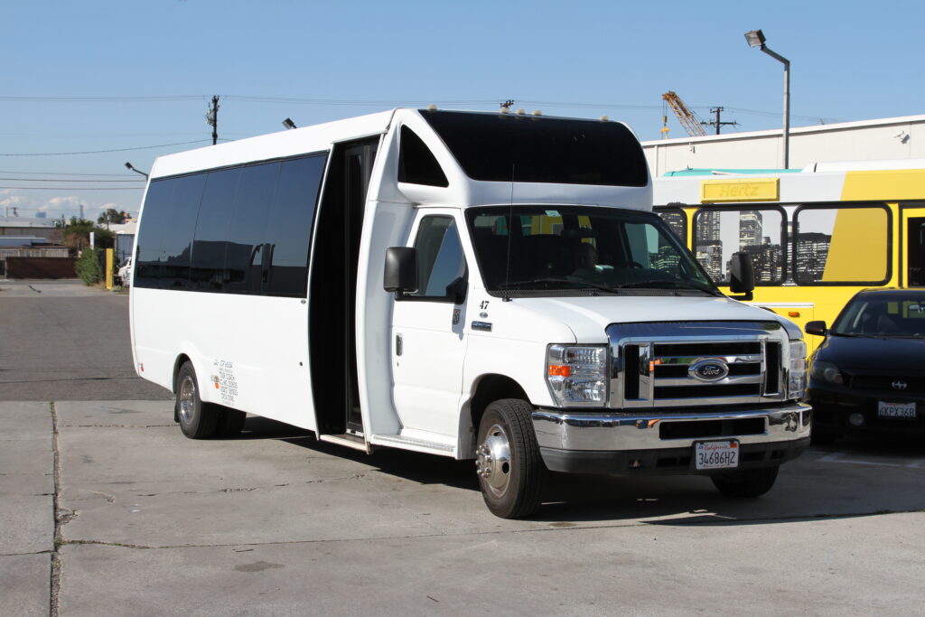 Mini Bus for 21–32 passengers